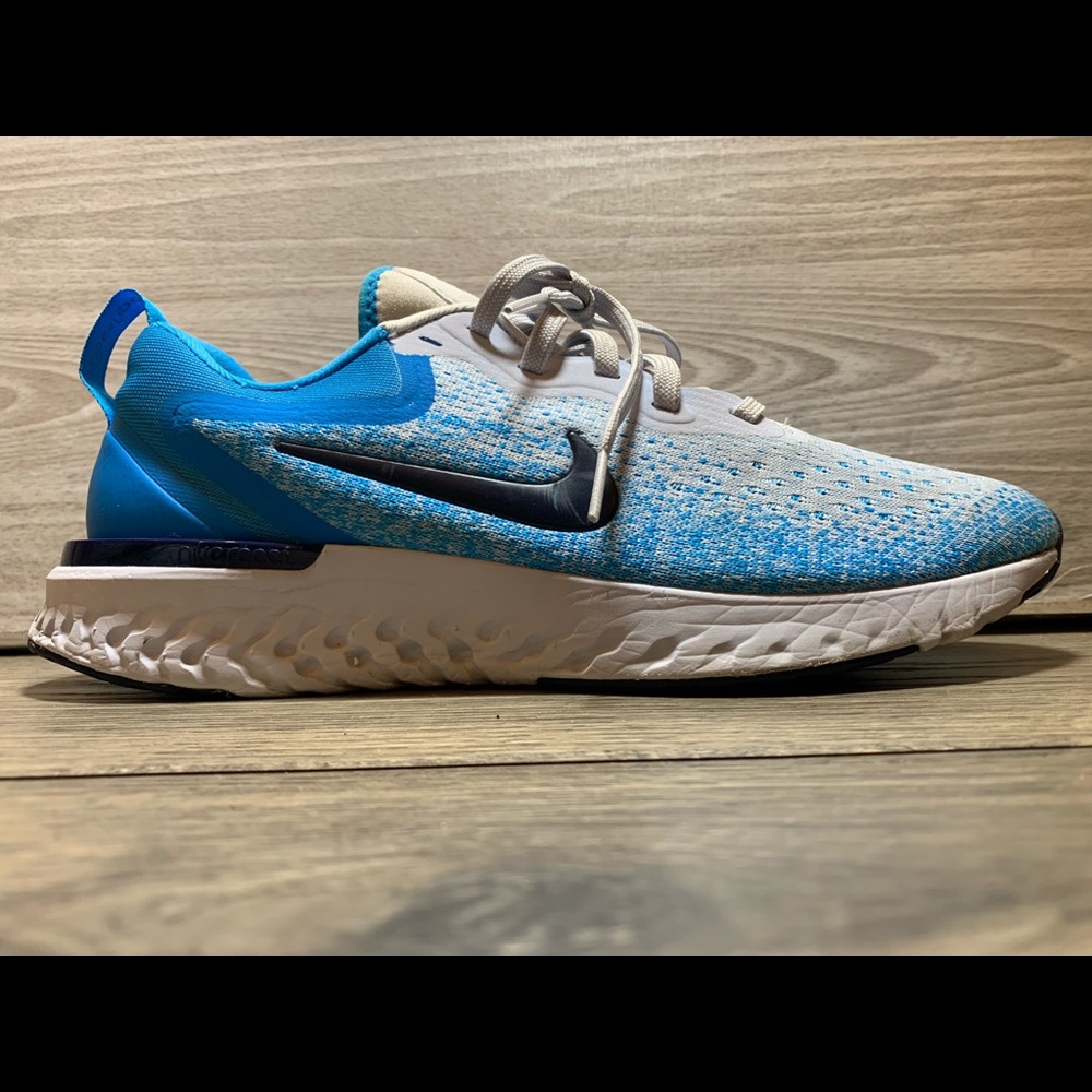 Nike Odyssey React ‘Football Grey/Blue Void’ Sz 9